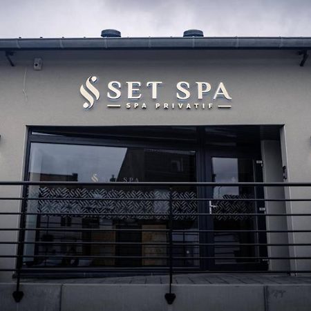 Set Spa Mouscron Exterior photo